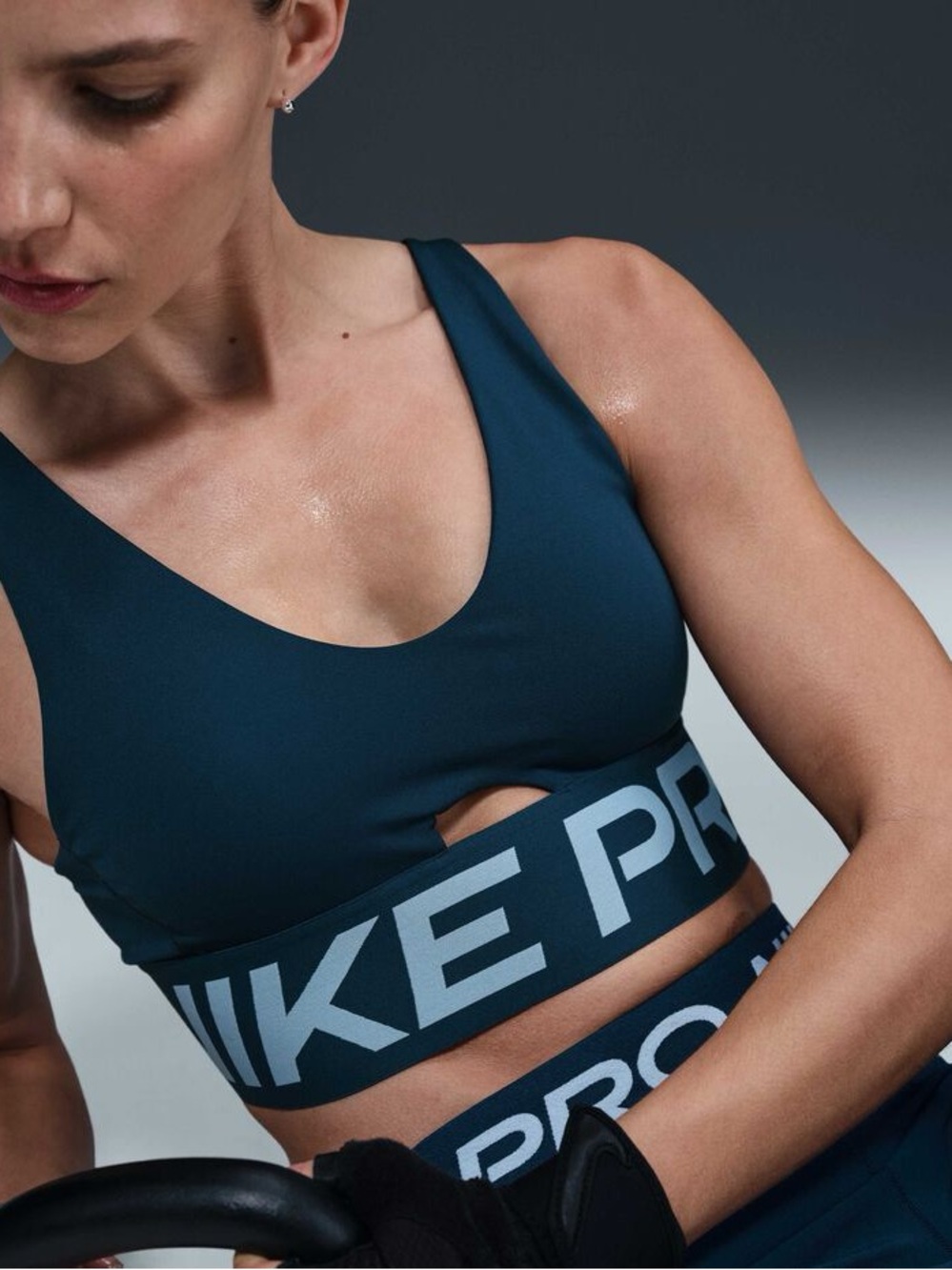 Nike Pro Indy Plunge sports bra